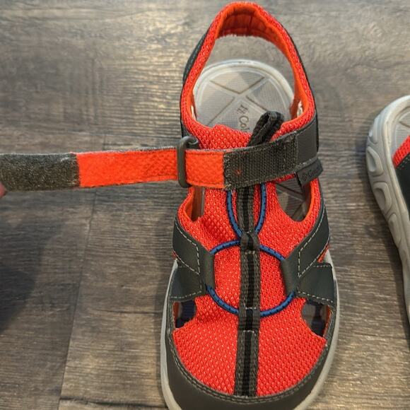 Columbia Boy’s size 2 Techsun Wave Red/Charcoal Gray Water Sandal - Picture 8 of 11